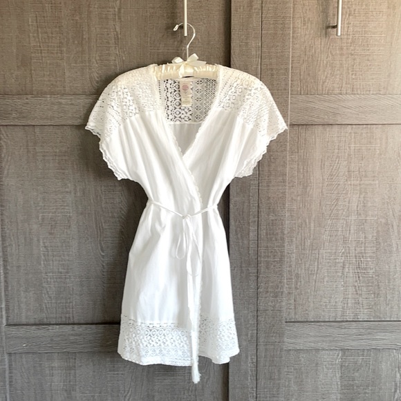 2/$50⭐️ Nordstrom robe by In Bloom - Picture 1 of 11